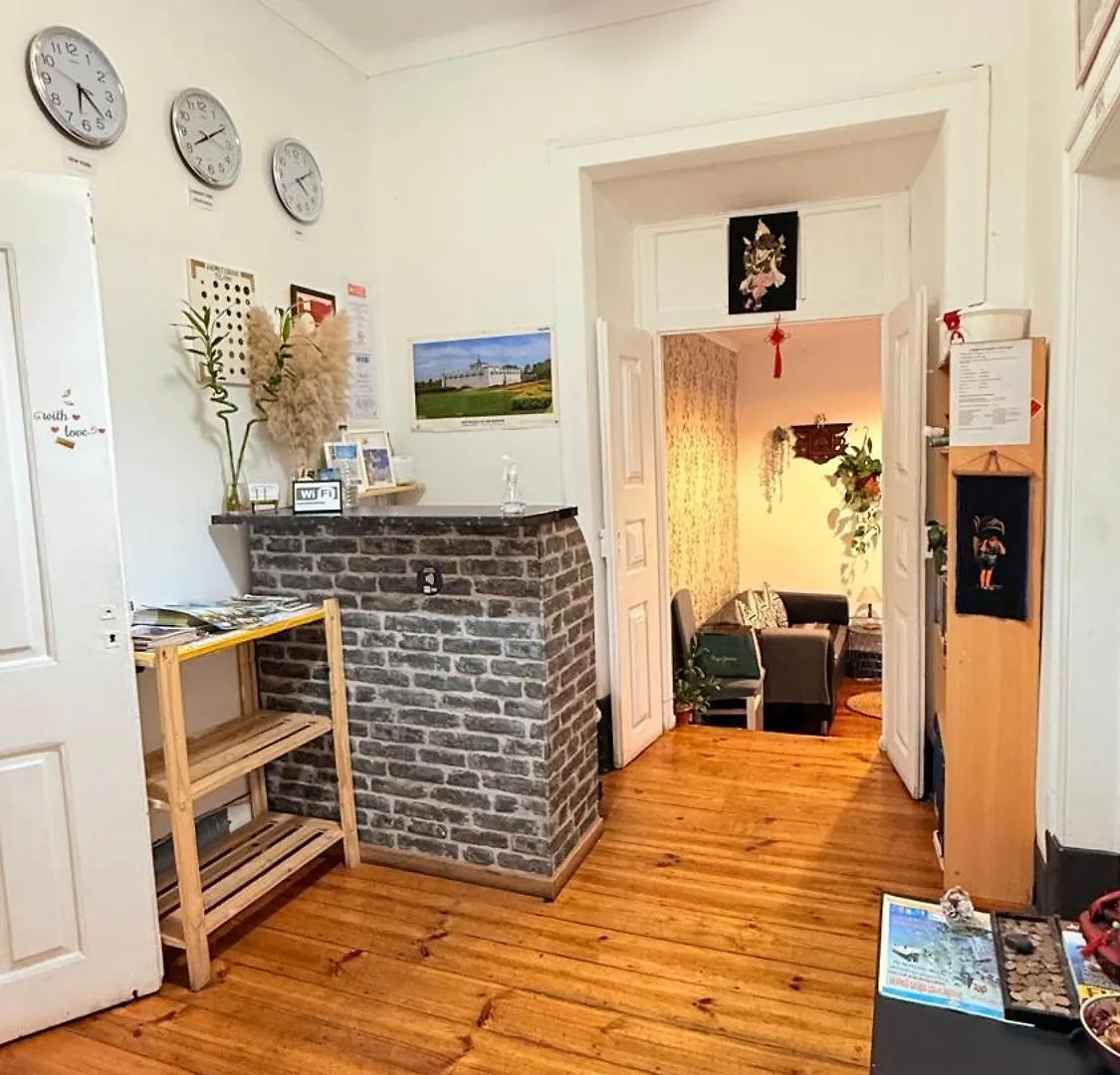 Hostel Asian Everest House Lisbon